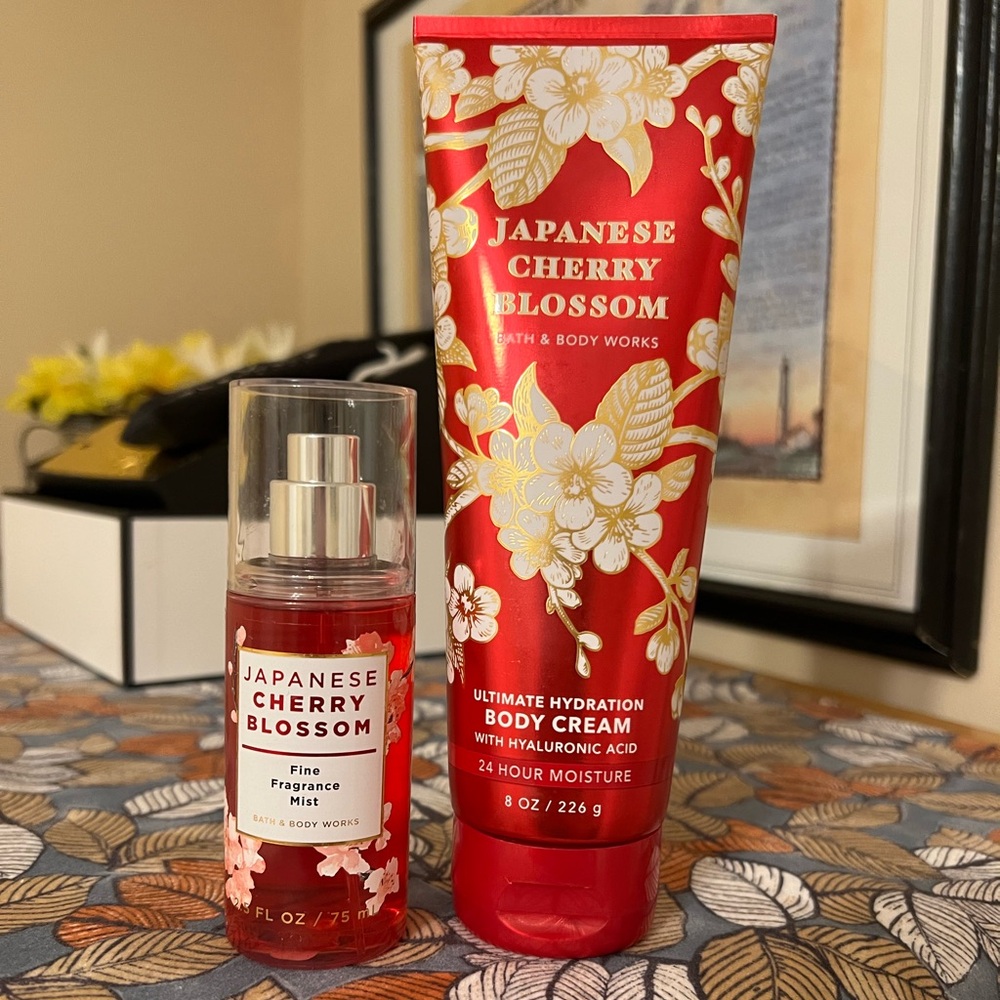 NWT Bath & Body Works Japanese Cherry Blossom Body Cream Set